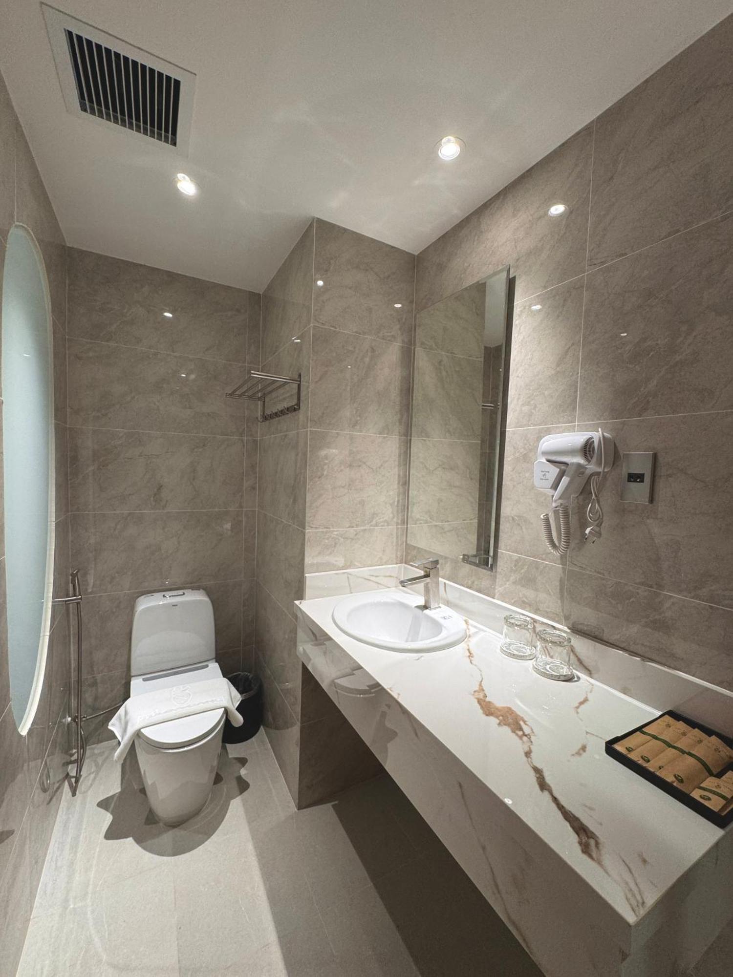 Tui Ba Gang Central Hotel 달랏 외부 사진